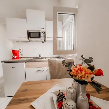 Desire Apartment Split
