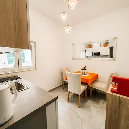 Desire Apartment Split